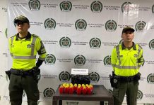 Policía encuentra paquete con pólvora negra en camión cerca a Puerto López