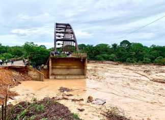Al final el río Tame se llevó toda la bancada de la vía