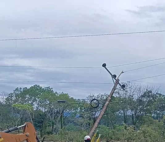 Operarios de la Emsa llegaron al sitio afectado por el río Ariari