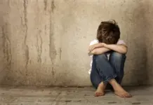 La obstrucción parental también es una forma de violencia intrafamiliar por maltrato