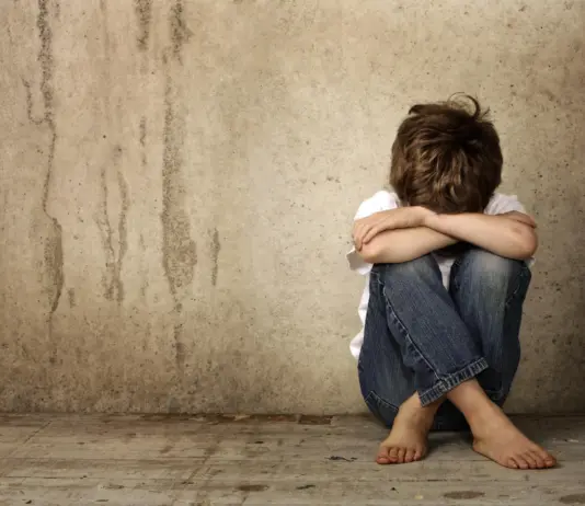 La obstrucción parental también es una forma de violencia intrafamiliar por maltrato