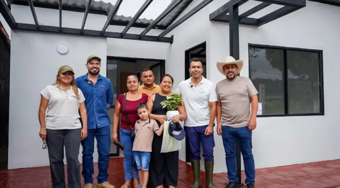 24 familias de Santa Cecilia de Paratebueno recibieron vivienda nueva
